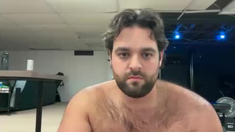 Snapshot of vinfaro27 chatting on 14, 10, 2025 Vinfaro27 online show from 14, 10, 2025