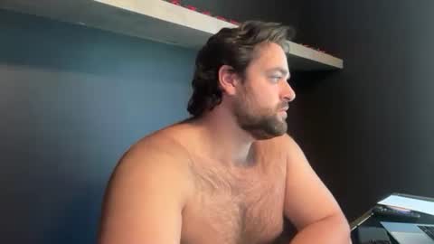 Snapshot of vinfaro27 chatting on 26, 10, 2025 Vinfaro27 online show from 26, 10, 2025