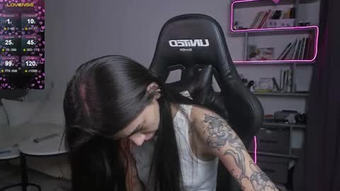 vinkitinkii online show from 10, 2, 2025