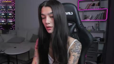 vinkitinkii online show from 12, 2, 2025