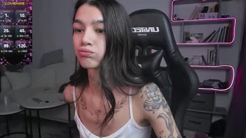 vinkitinkii online show from 17, 2, 2025