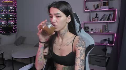 vinkitinkii online show from 7, 3, 2025