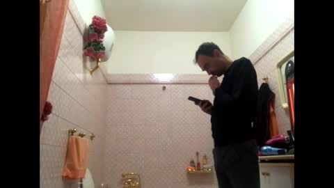 Snapshot of vinmin90 chatting on 4, 2, 2026 Zenith online show from 4, 2, 2026