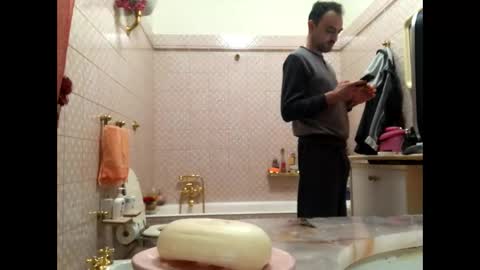 Snapshot of vinmin90 chatting on 2, 3, 2026 Zenith online show from 2, 3, 2026