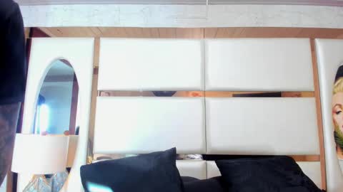 ---Vinzen--- online show from 22, 10, 2025