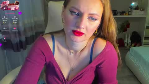 Funny  girl online show from 26, 2, 2025