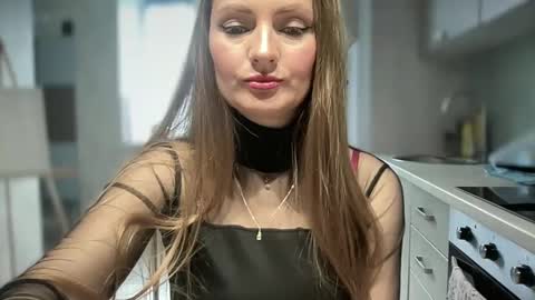 Funny  girl online show from 5, 3, 2025