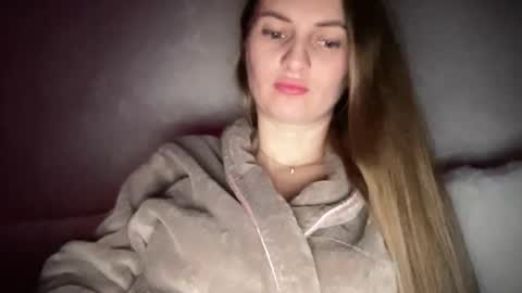 Funny  girl online show from 21, 9, 2025