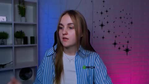 Snapshot of viola_bah chatting on 21, 3, 2026 Vi online show from 21, 3, 2026