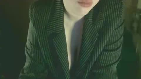 Snapshot of viola_bunny chatting on 23, 1, 2025 Viola Bunny online show from 23, 1, 2025