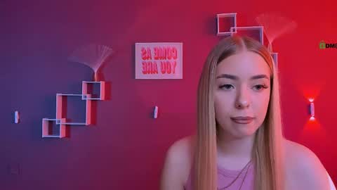 viola_sweet_ online show from 15, 5, 2026