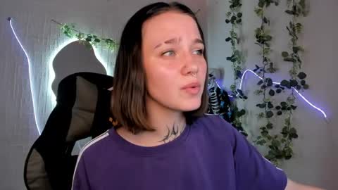 Snapshot of violaf1ex chatting on 21, 6, 2026 Viola online show from 21, 6, 2026
