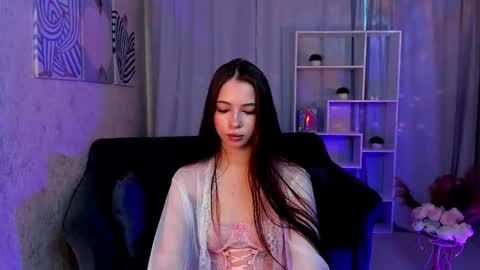 Snapshot of violarivera chatting on 4, 12, 2025 violarivera online show from 4, 12, 2025