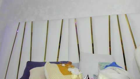 violeet_gray online show from 2, 2, 2026