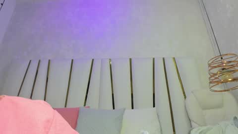 violeet_gray online show from 21, 5, 2026