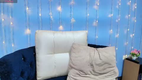 KARLA GAEZ online show from 25, 6, 2026