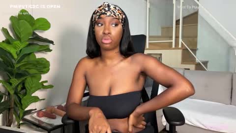 Fantasy Black Girl online show from 27, 3, 2026