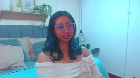Snapshot of violet_2003 chatting on 27, 3, 2026 V I O L E T online show from 27, 3, 2026