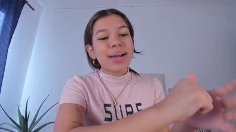 Violet online show from 31, 1, 2025