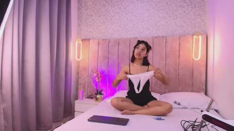 Violeta online show from 16, 12, 2025