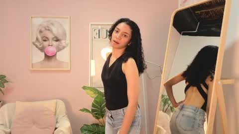 violet__15 online show from 27, 3, 2026