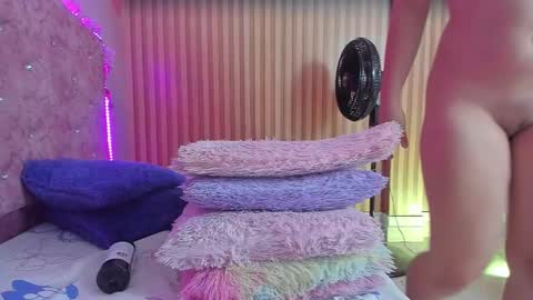 violet__taylor_ online show from 29, 9, 2025