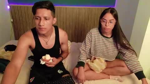 Snapshot of violet_and_dylan chatting on 14, 12, 2025 violet_and_dylan online show from 14, 12, 2025