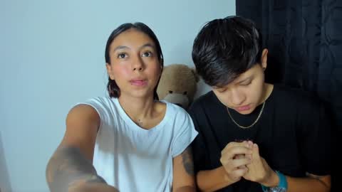 Snapshot of violet_casper_ chatting on 6, 1, 2025 Violet and Casper online show from 6, 1, 2025