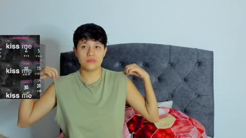 Snapshot of violet_casper_ chatting on 27, 1, 2025 Violet and Casper online show from 27, 1, 2025