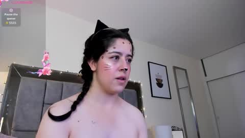 Snapshot of violet_nova1 chatting on 18, 12, 2025 Violet Nova online show from 18, 12, 2025