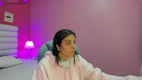 violet_sinclair online show from 28, 4, 2026