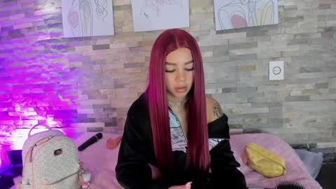 Snapshot of violet_spencer chatting on 11, 12, 2024 Violeta online show from 11, 12, 2024