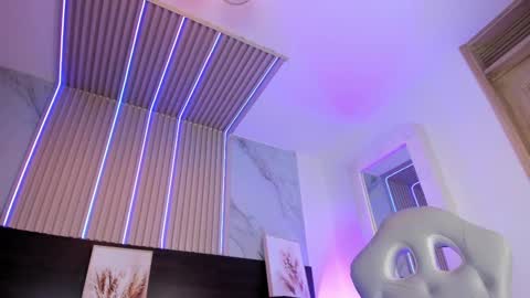 Snapshot of violet_spencer chatting on 22, 2, 2025 Violeta online show from 22, 2, 2025