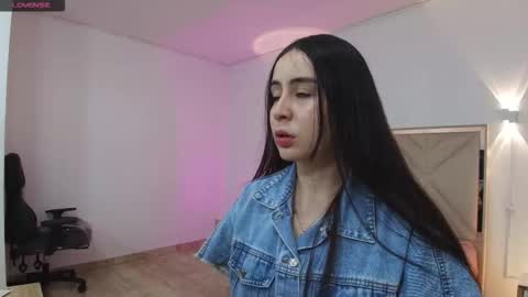 violet_tay1 online show from 25, 10, 2025