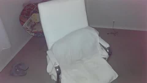 Snapshot of violet_winter97 chatting on 8, 1, 2025 violet_winter97 online show from 8, 1, 2025