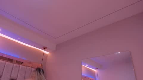 Snapshot of violeta_abel chatting on 16, 9, 2025 Violeta online show from 16, 9, 2025