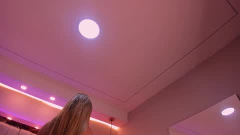 Snapshot of violeta_abel chatting on 25, 9, 2025 Violeta online show from 25, 9, 2025