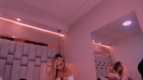 Violeta  online show from 19, 11, 2025