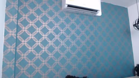 Snapshot of violeta_cute18 chatting on 15, 1, 2025 Violeta online show from 15, 1, 2025