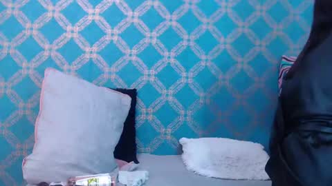 Snapshot of violeta_cute18 chatting on 14, 2, 2025 Violeta online show from 14, 2, 2025