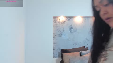 Violet  online show from 2, 10, 2025