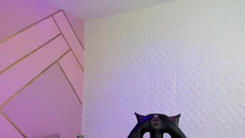 Snapshot of violeta_diazz chatting on 18, 12, 2025 online show from 18, 12, 2025