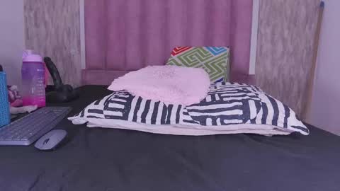 violeta london online show from 9, 9, 2025