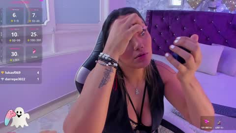 Snapshot of violeta_medina chatting on 8, 1, 2025 violeta_medina online show from 8, 1, 2025