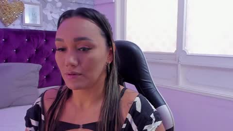 Snapshot of violeta_medina chatting on 12, 1, 2025 violeta_medina online show from 12, 1, 2025