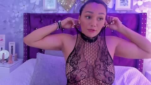 Snapshot of violeta_medina chatting on 16, 1, 2025 violeta_medina online show from 16, 1, 2025