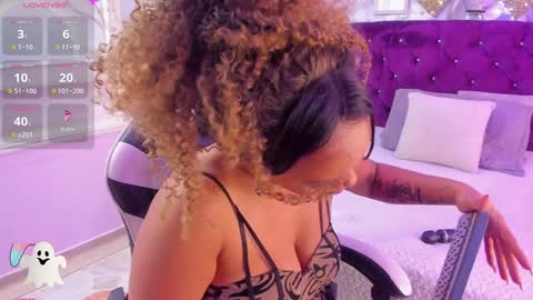 Snapshot of violeta_medina chatting on 31, 1, 2025 violeta_medina online show from 31, 1, 2025