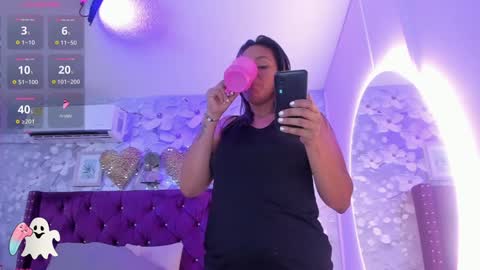Snapshot of violeta_medina chatting on 9, 2, 2025 violeta_medina online show from 9, 2, 2025