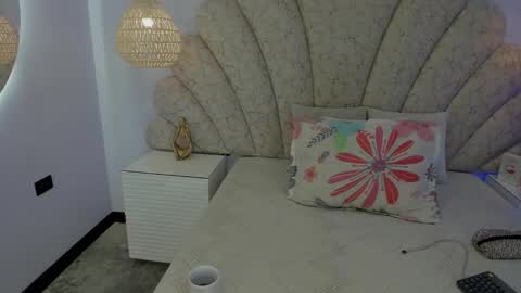 violeta_medina online show from 25, 3, 2026