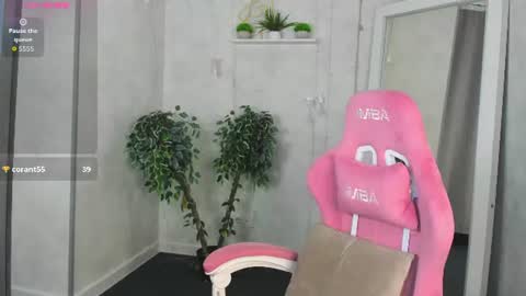 Snapshot of violeta_paul chatting on 6, 7, 2026 Violeta online show from 6, 7, 2026